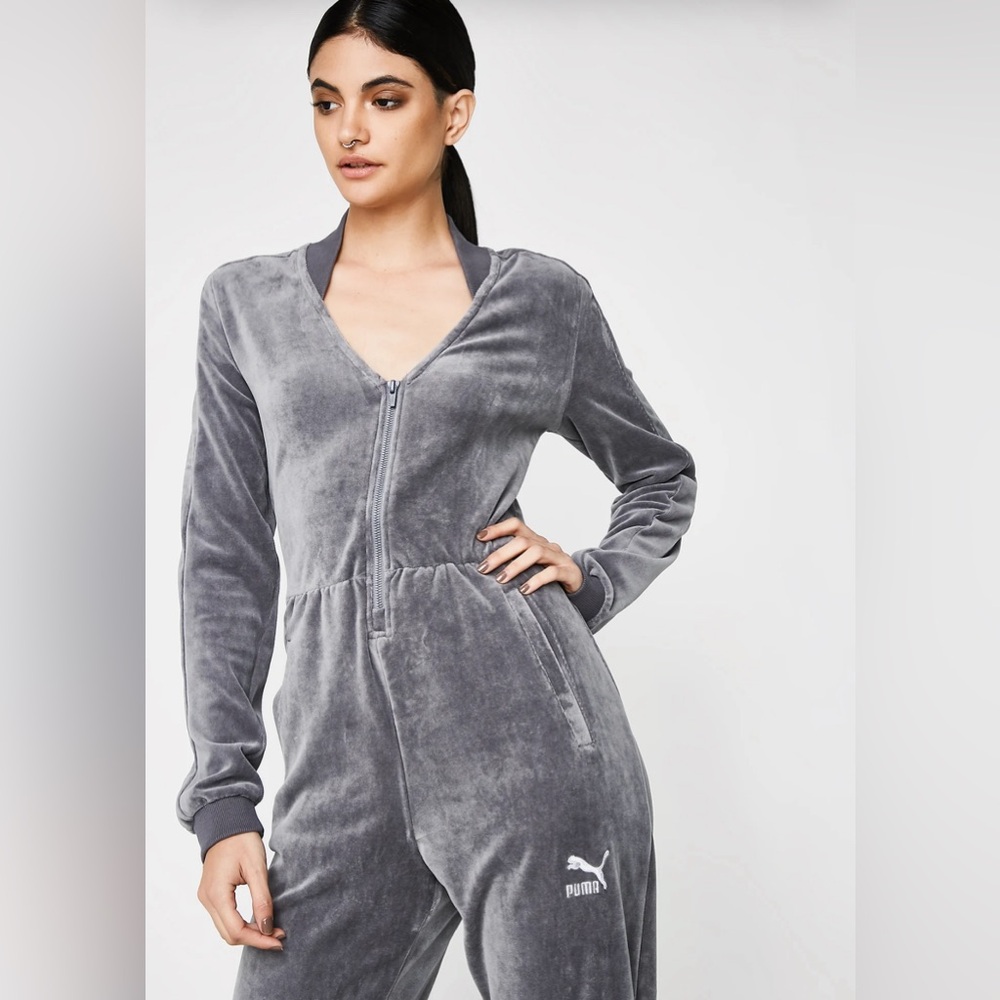 PUMA (Authentic) Grey VELOUR T7 JUMPSUIT, Size Large